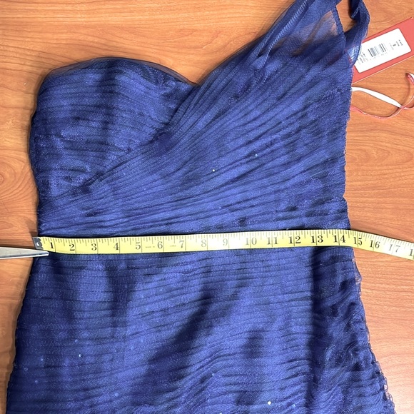 Monique Lhuiller Navy Sequin Lace Gown NWT - Picture 5 of 13